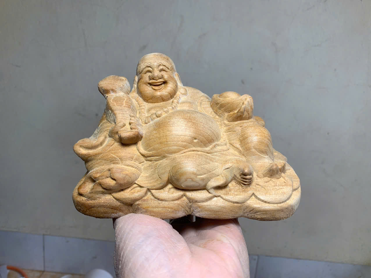 Tượng Di Lặc mini gỗ ngọc am đậm dầu tuyết – 15cm