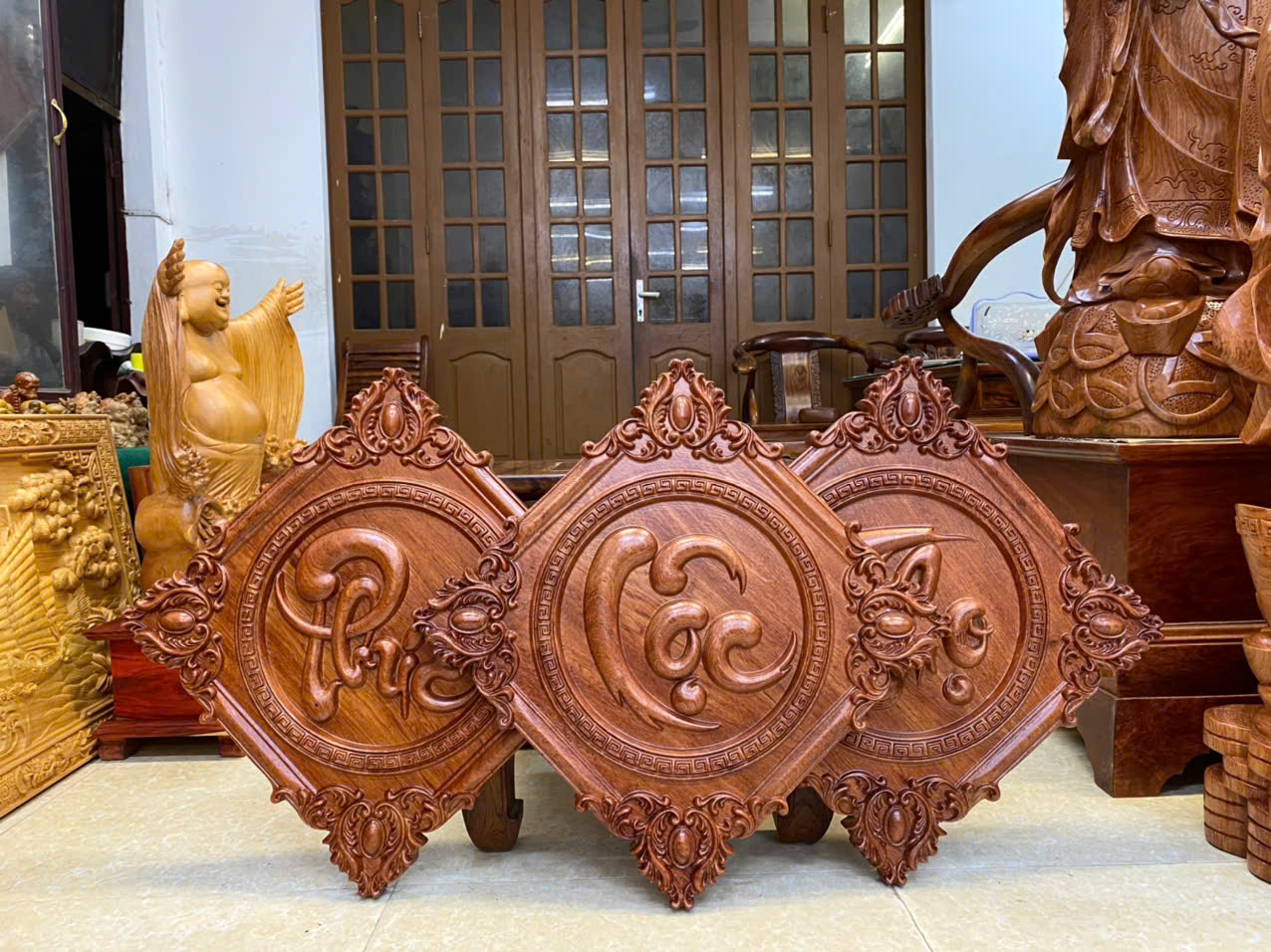 Tranh treo tường Phúc Lộc Thọ gỗ hương đá liền tấm – 40x40cm