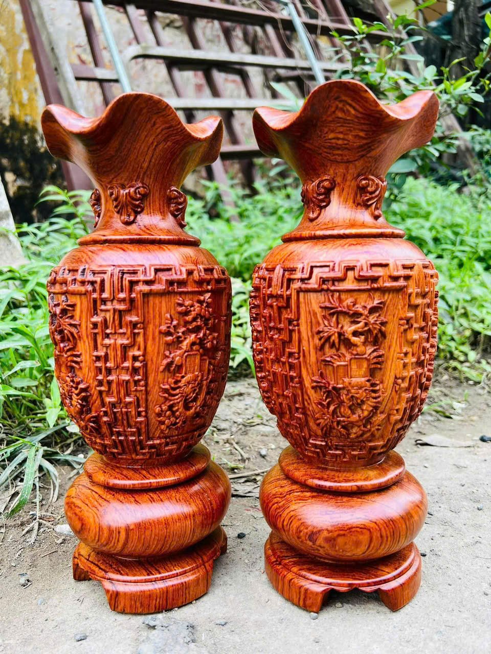 Cặp lục bình tứ quý gỗ hương nguyên khối cao 30cm