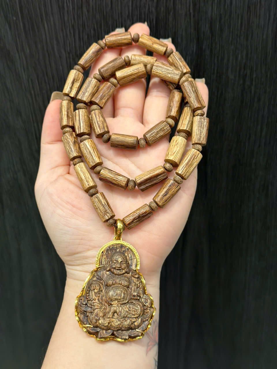 Combo vòng cổ trầm Kiến rừng mix mặt Di Lặc trầm sánh bọc vàng 5k