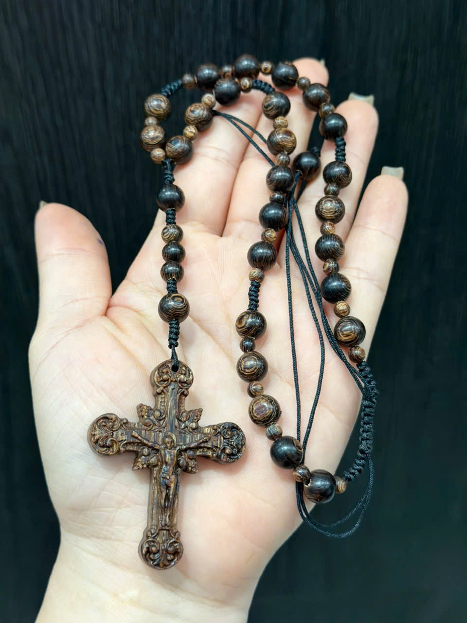Mân côi Chúa trầm sánh thắt thủ công