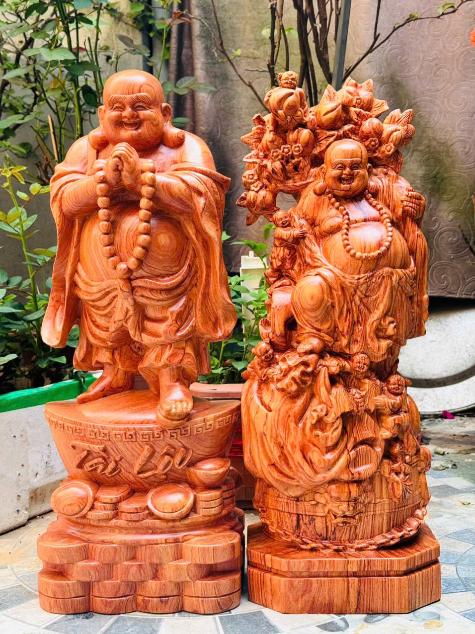 Cặp đôi Di Lặc Tài Lộc gỗ Hương Đá liền khối cao 60cm