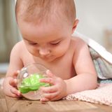 104010105 Đồ Chơi Trẻ Em ABC Grab and Bath Ball