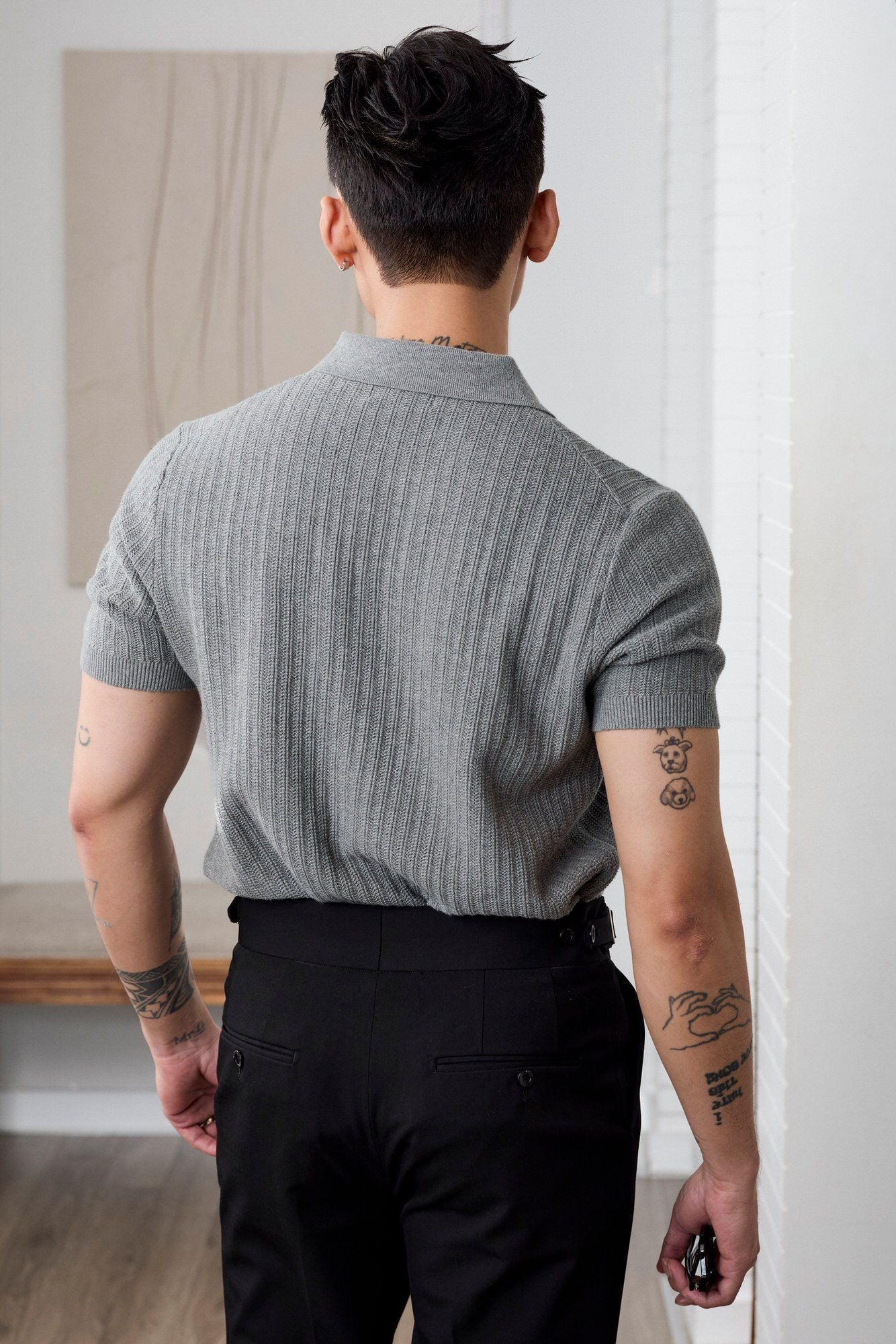 Áo thun có cổ dệt kim