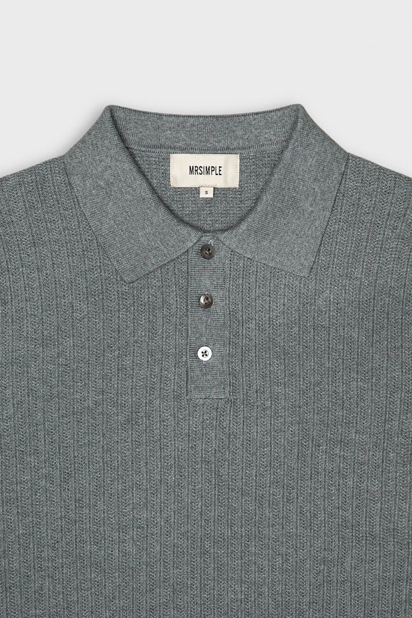 Áo thun có cổ dệt kim