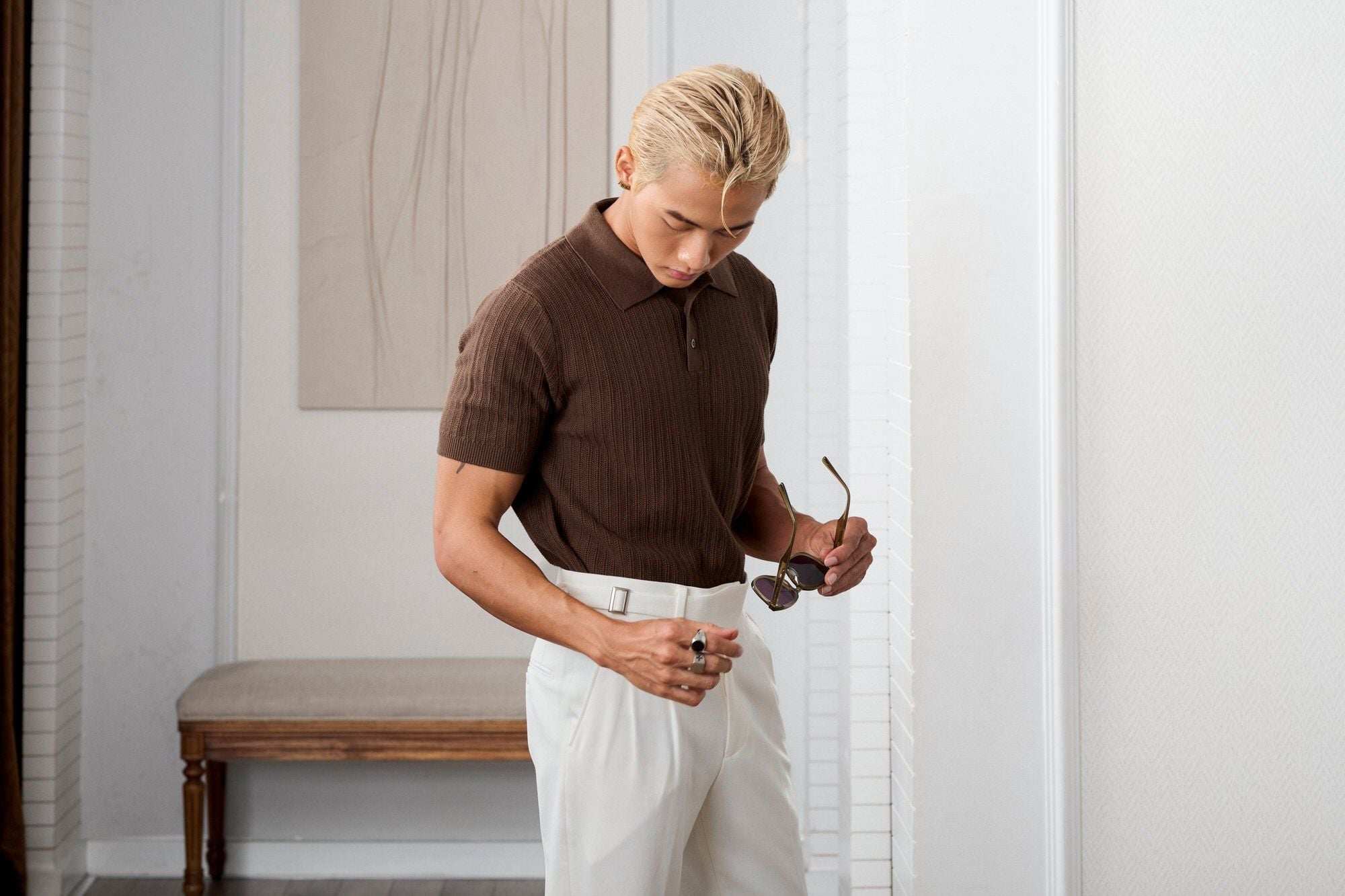 Áo thun có cổ dệt kim