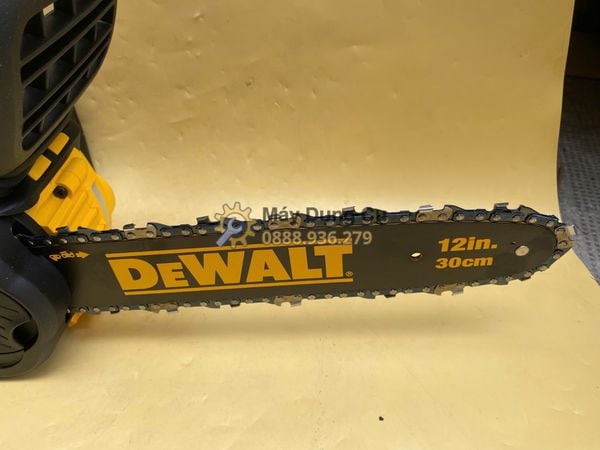 12-300mm-may-cua-xich-dung-pin-20v-max-dewalt-dccs620b-chua-pin-sac