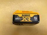  Pin Dewalt DCB184-KR 20V-5.0Ah 