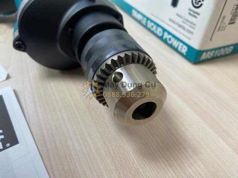  MÁY KHOAN BÚA 710W MAKITA M8100B - KHOAN TƯỜNG 16MM, ĐẦU KẸP 13MM CHO LẮP ĐẶT DÂN DỤNG 