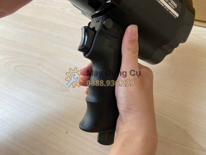  Súng Vặn Buloong Dùng Hơi Kawasaki Kpt-25dc 3/4