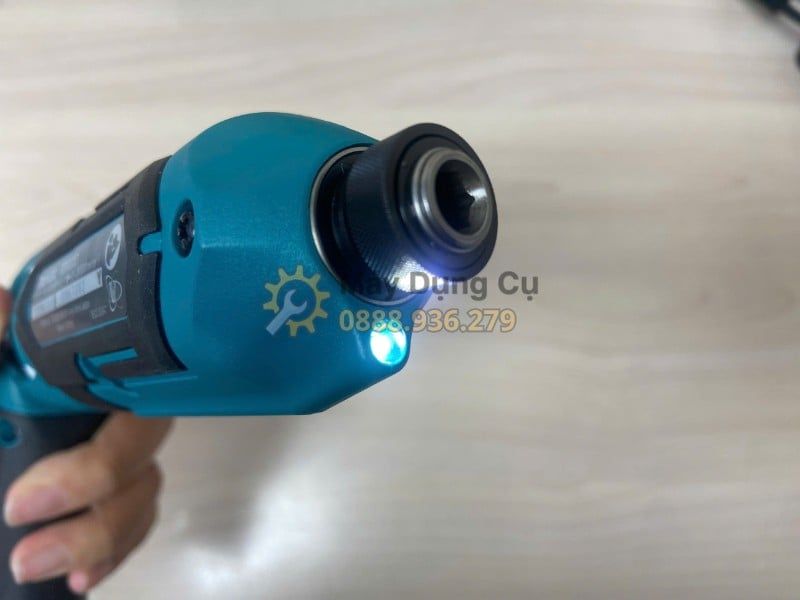  Máy Vặn Vít Gập Pin 7.2V MAKITA TD022D Chính Hãng 