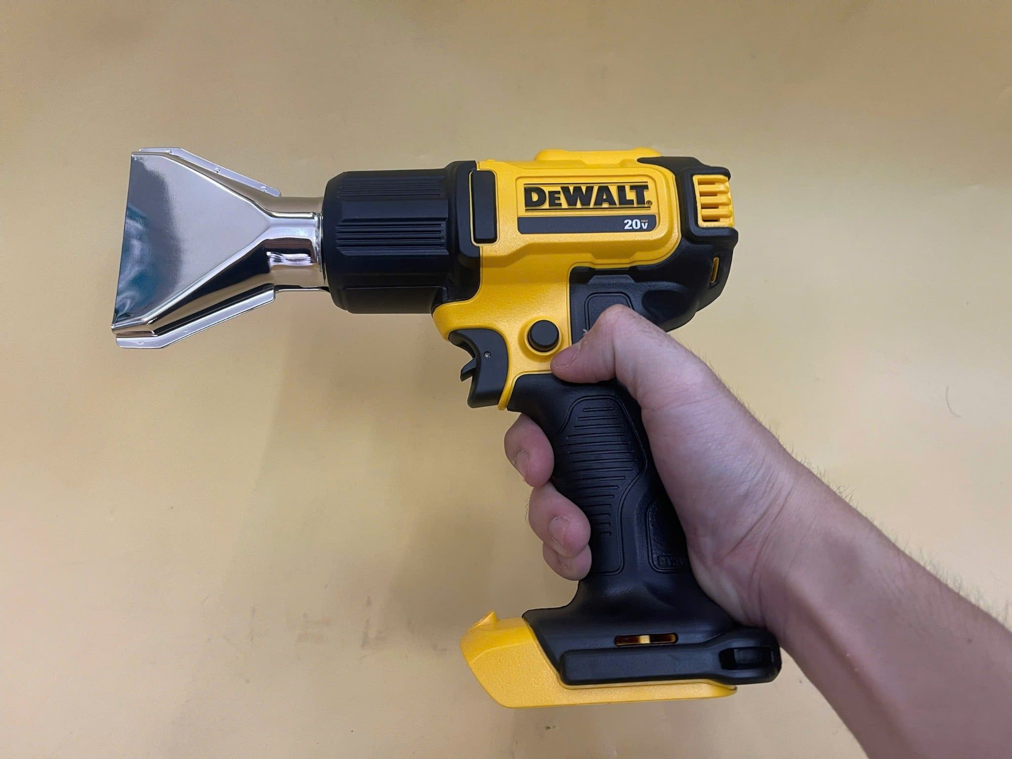 Máy Thổi Hơi Nóng Dùng Pin 18V Dewalt DCE530N-KR 