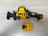  MÁY CƯA KIẾM DÙNG PIN 12V DEWALT DCS312N-KR - NHỎ GỌN, LINH HOẠT CHO THỢ ĐIỆN NƯỚC VÀ BẢO TRÌ 