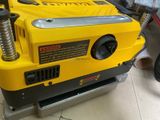  Máy Bào Để Bàn Dewalt DW735-B1 