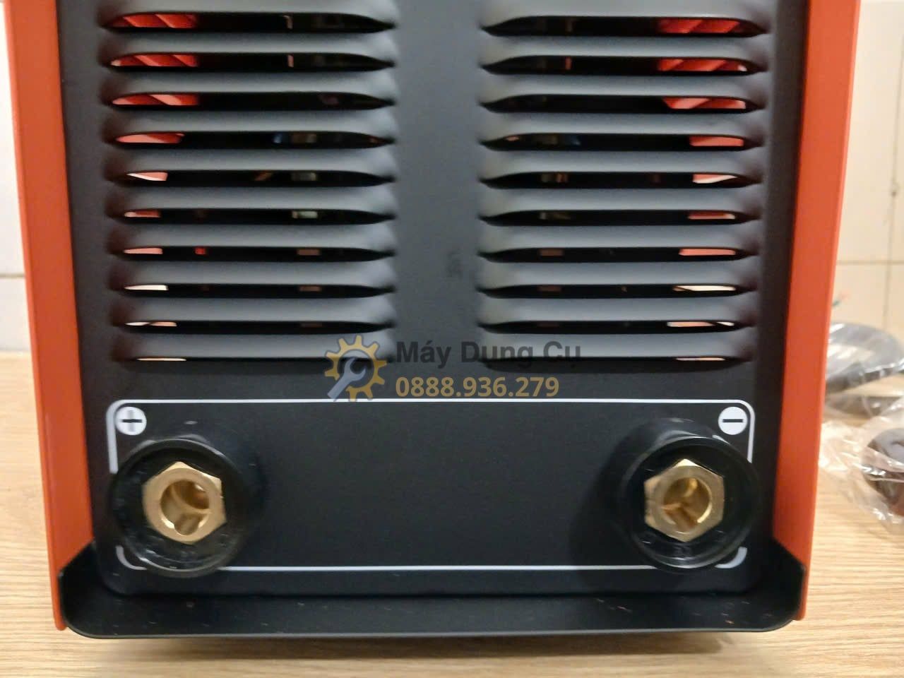  Máy Hàn Que Điện Tử Jasic ZX7-300E Chính Hãng Có Sẵn Tại Máy Dụng Cụ 