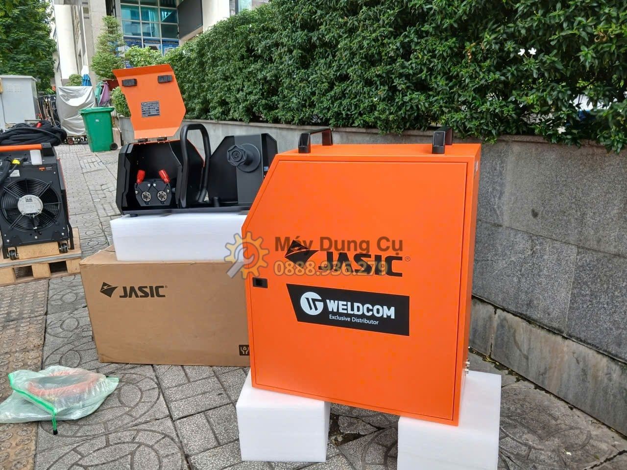  Máy Hàn Laser LS-20000F Jasic Chính Hãng Có Sẵn Tại Máy Dụng Cụ 
