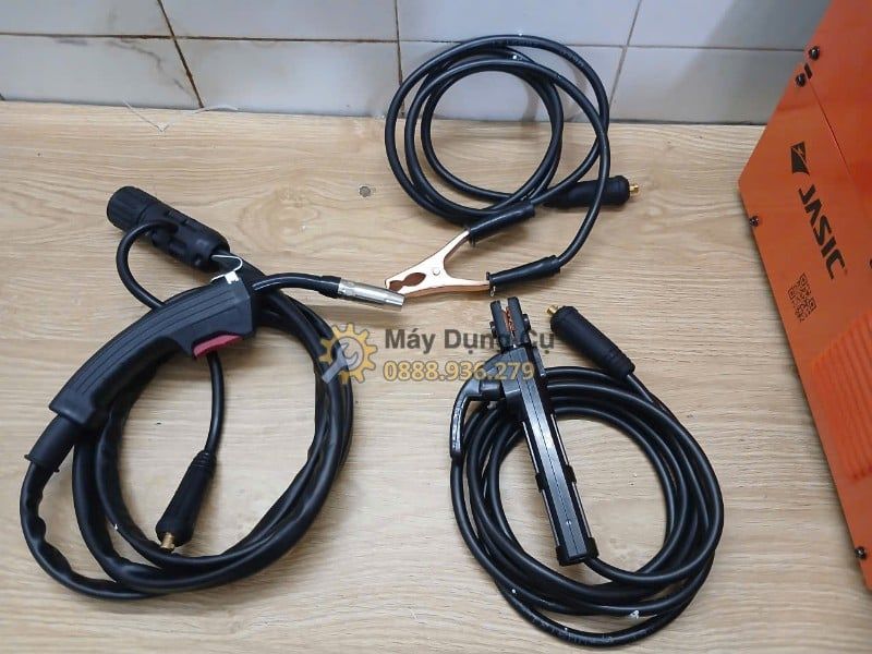 Máy Hàn MIG Bán Tự Động Jasic NB-160E Chính Hãng Có Sẵn Tại Máy Dụng Cụ 