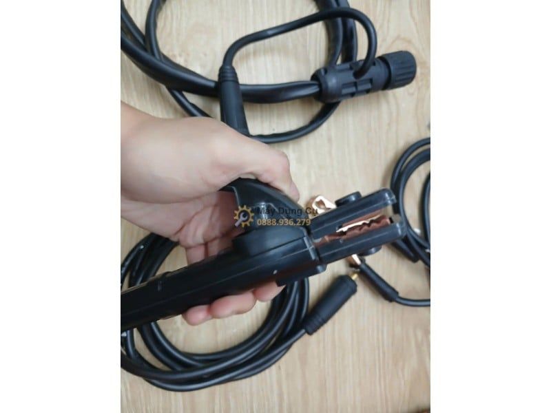  Máy Hàn MIG Bán Tự Động Jasic NB-160E Chính Hãng Có Sẵn Tại Máy Dụng Cụ 