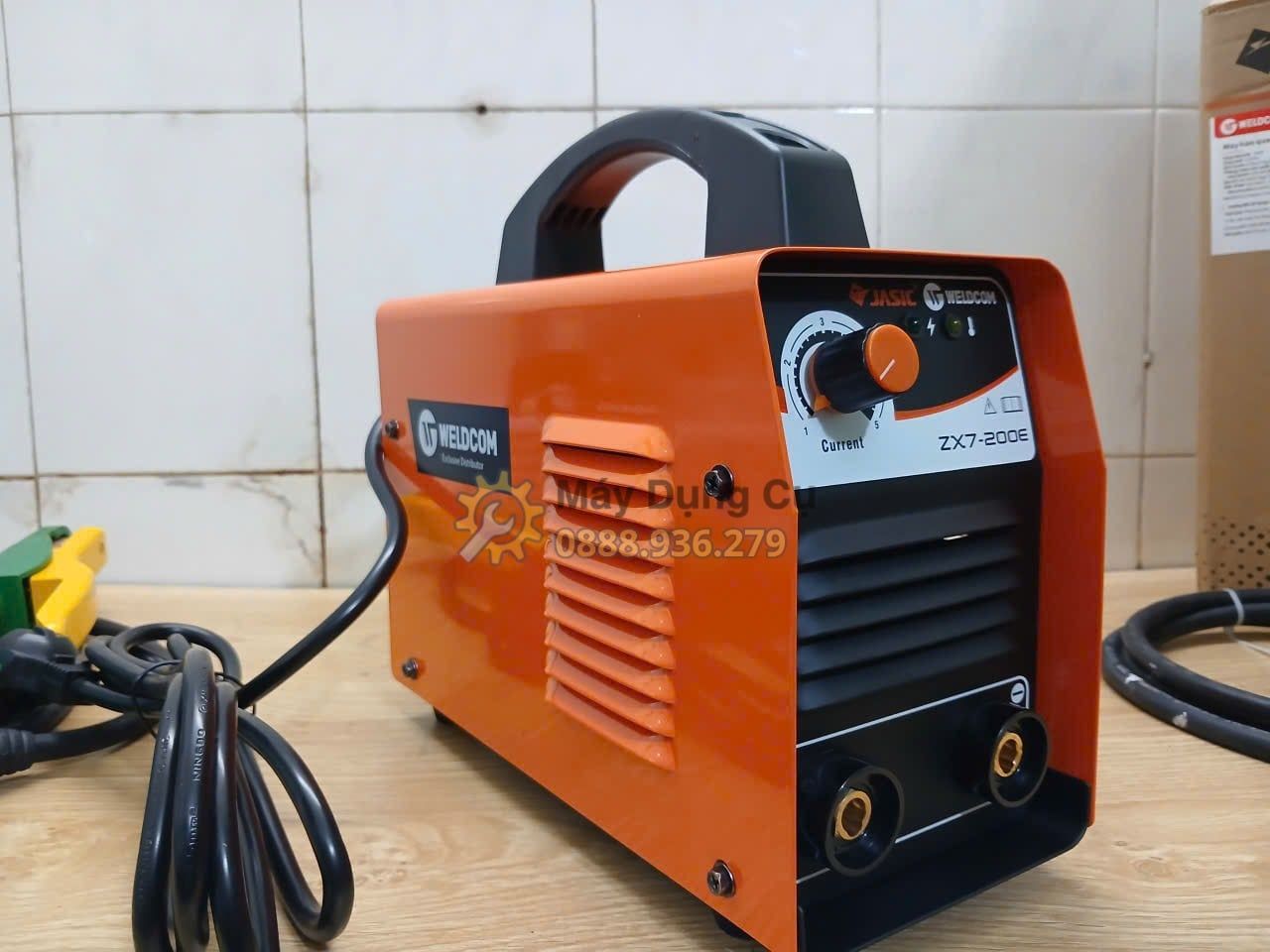  Máy Hàn Que Điện Tử Jasic ZX7-200E Chính Hãng Có Sẵn Tại Máy Dụng Cụ 