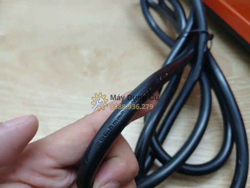  Máy Hàn Que Điện Tử Jasic ZX7-250E Chính Hãng Có Sẵn Tại Máy Dụng Cụ 