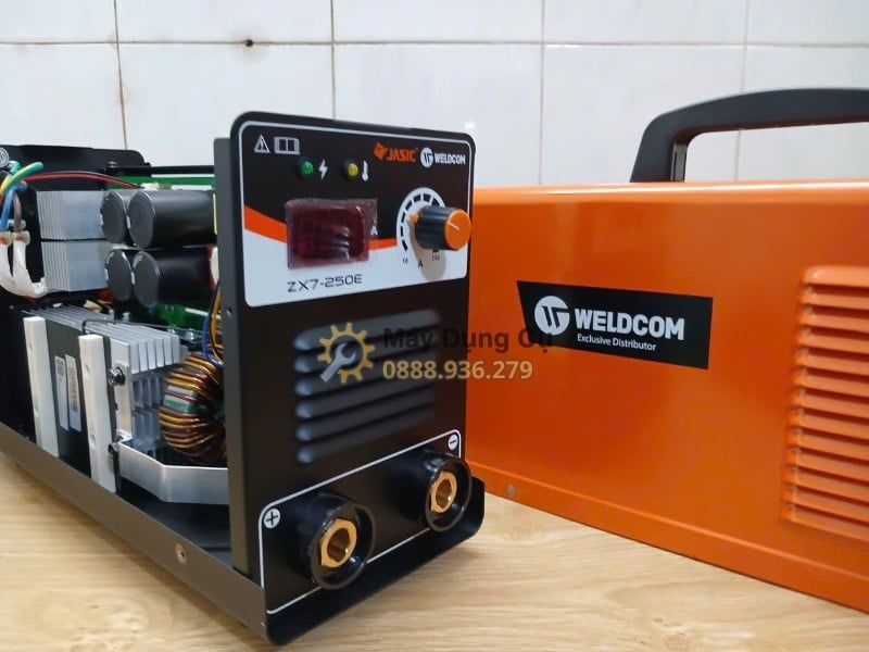  Máy Hàn Que Điện Tử Jasic ZX7-250E Chính Hãng Có Sẵn Tại Máy Dụng Cụ 