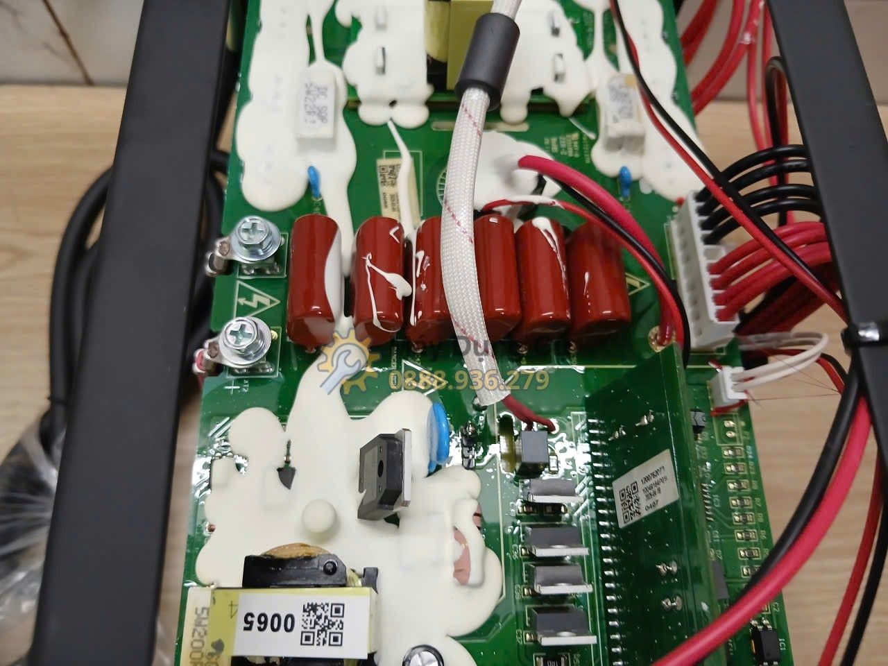  Máy Hàn Que Điện Tử Jasic ZX7-300E Chính Hãng Có Sẵn Tại Máy Dụng Cụ 