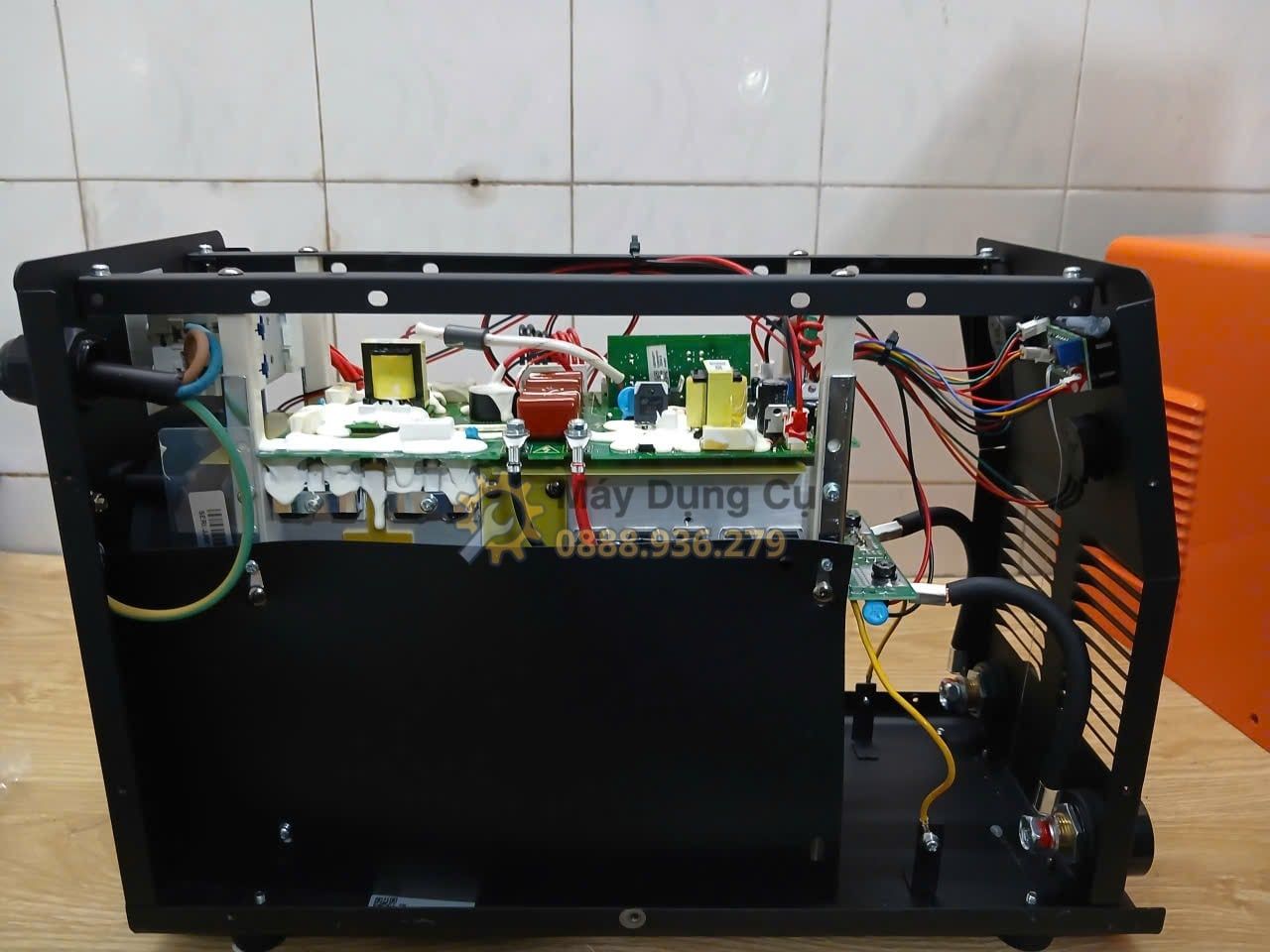  Máy Hàn Que Điện Tử Jasic ZX7-300E Chính Hãng Có Sẵn Tại Máy Dụng Cụ 