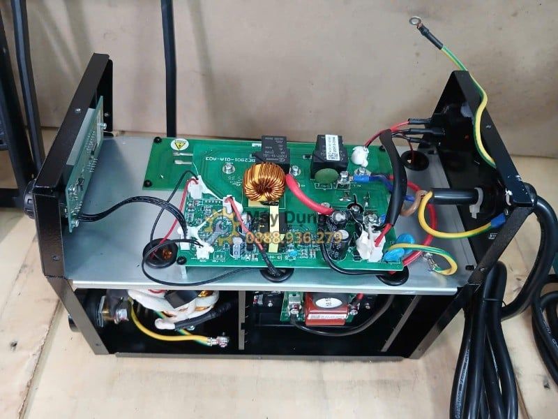  Máy hàn que công nghiệp RILAND ARC 400DS 220V/380V Chính Hãng Có Sẵn Tại Máy Dụng Cụ 