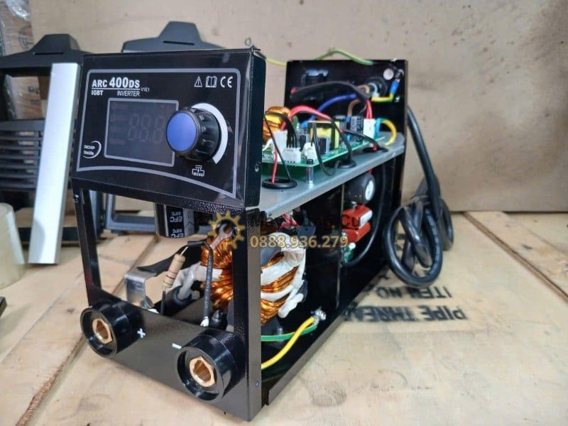  Máy hàn que công nghiệp RILAND ARC 400DS 220V/380V Chính Hãng Có Sẵn Tại Máy Dụng Cụ 