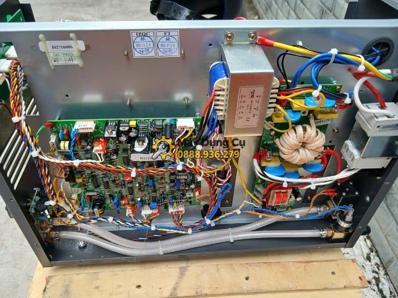  Máy Hàn TIG Hero BET-300 300A DC Inverter Có Xung Chính Hãng Có Sẵn 