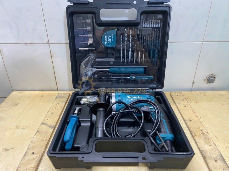  Máy Khoan Búa 26 Phụ Kiện Makita M8100KX2B 710W - Bộ Khoan Dùng Điện Trọn Bộ Cho Gia Đình Và Thợ Lắp Đặt 