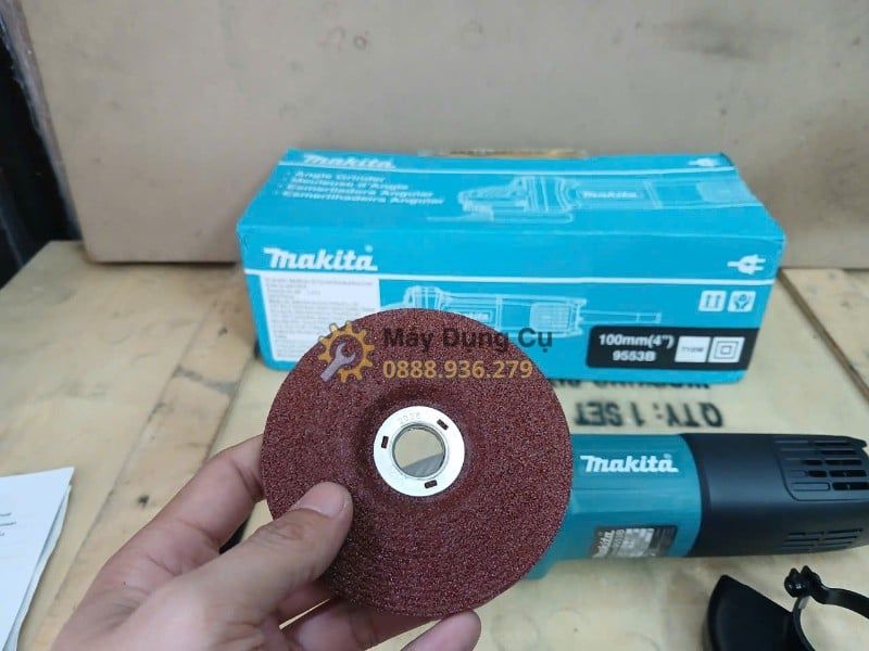 Máy mài góc Makita 9553B 710W 100mm Chính Hãng Có Sẵn Tại Máy Dụng Cụ 
