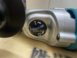  Máy khoan búa 2 tốc độ Makita HP2051 720W - Khoan bê tông 20mm, đầu kẹp 13mm 