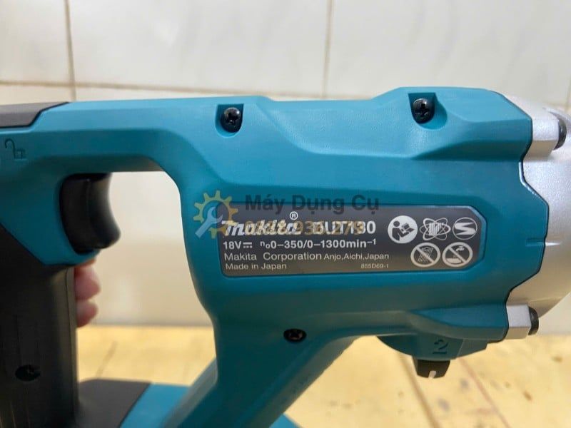  MÁY TRỘN SƠN DÙNG PIN (BL)(18V) MAKITA DUT130Z - MÁY KHUẤY SƠN GỌN, KHÔNG DÂY, DÙNG CHO CÔNG TRÌNH 