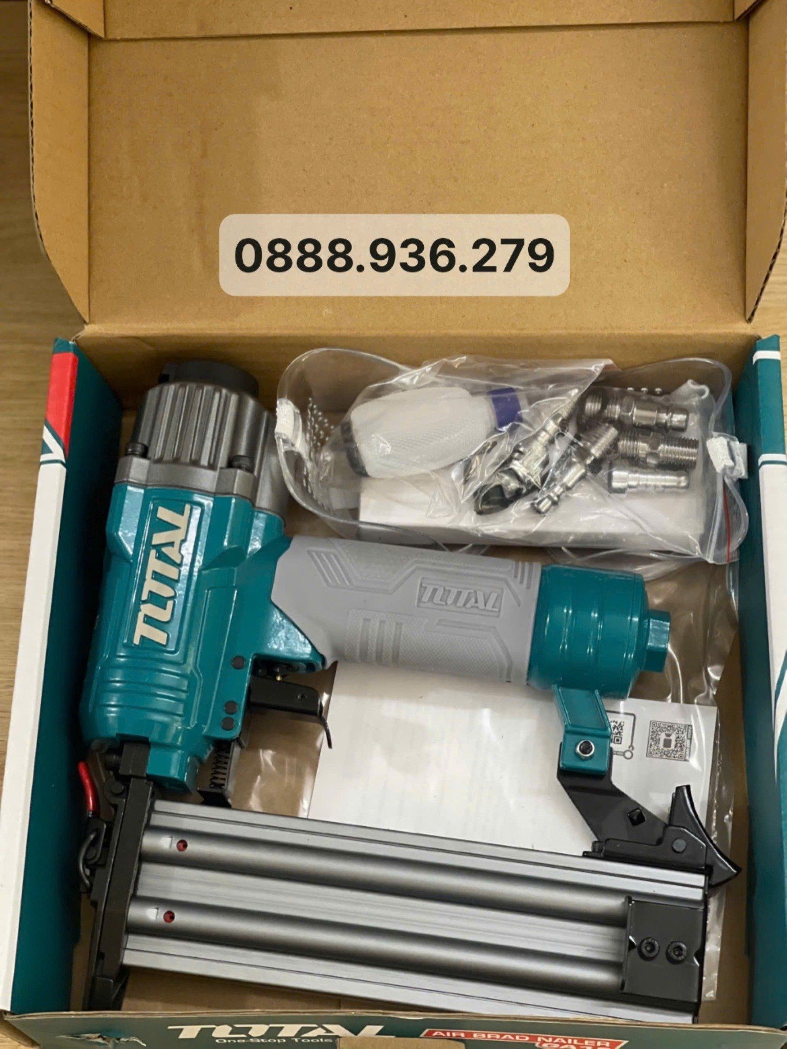  Súng bắn đinh thẳng F50 Total TAT83501 (15-50mm) 