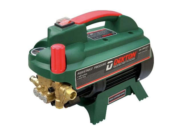 may-rua-xe-chinh-ap-dekton-dk-cwr3001