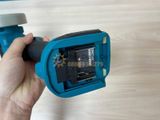  Máy Cắt Cầm Tay Dùng Pin 18V Makita DMC300Z 76mm Chính Hãng – Bộ 2 Pin 5.0Ah, 1 Sạc 