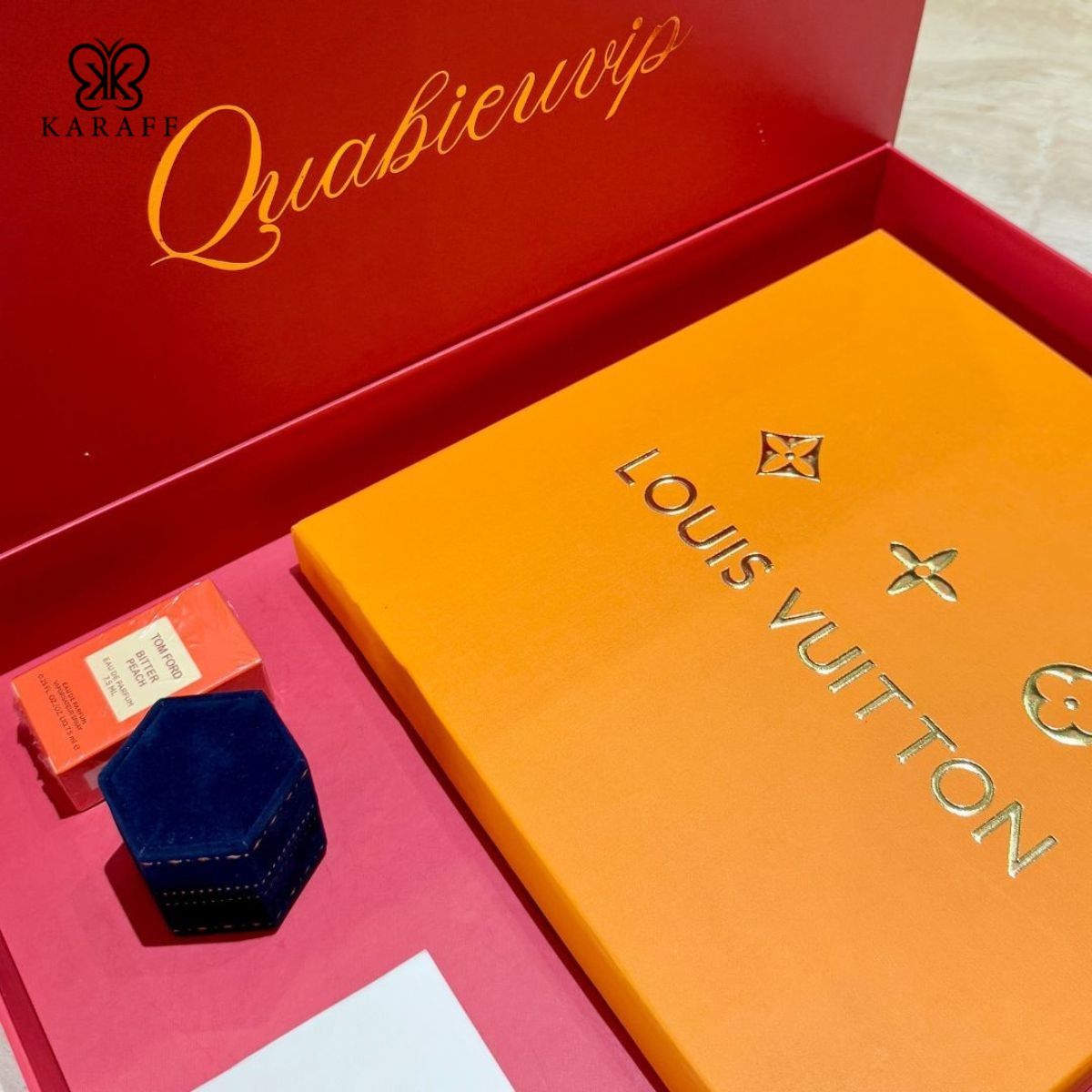  Set Quà Tặng Sắc Thanh Lịch 