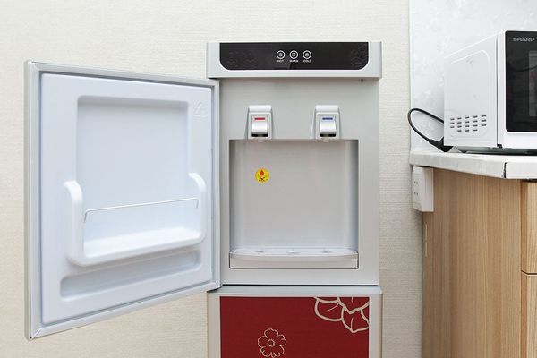 Cây nước nóng lạnh Kangaroo KG40N