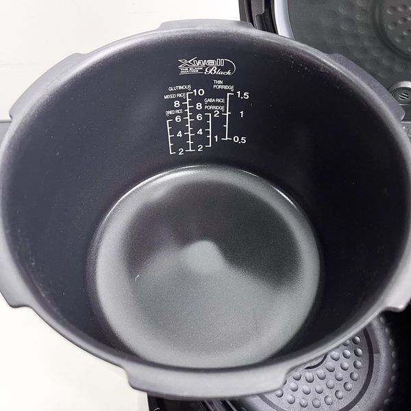 Nồi cơm điện cao tần áp suất Cuckoo CRP-HUS1000F 1.8L