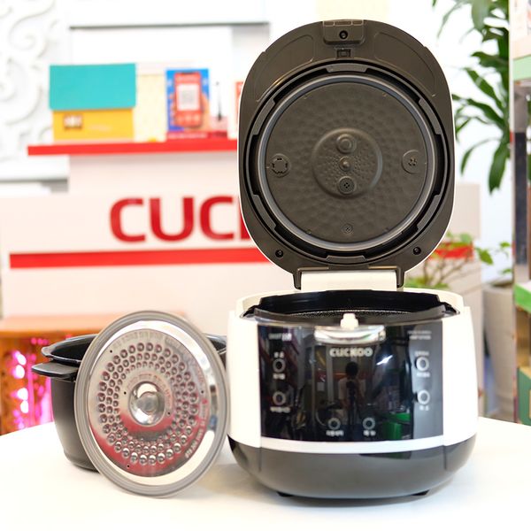 Nồi cơm điện cao tần áp suất Cuckoo CRP-HMF1070SB 1.8L