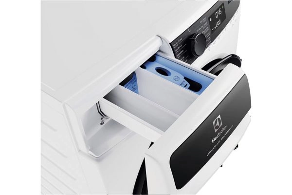 Máy giặt lồng ngang Electrolux Inverter 13 kg EWF1343P5WC
