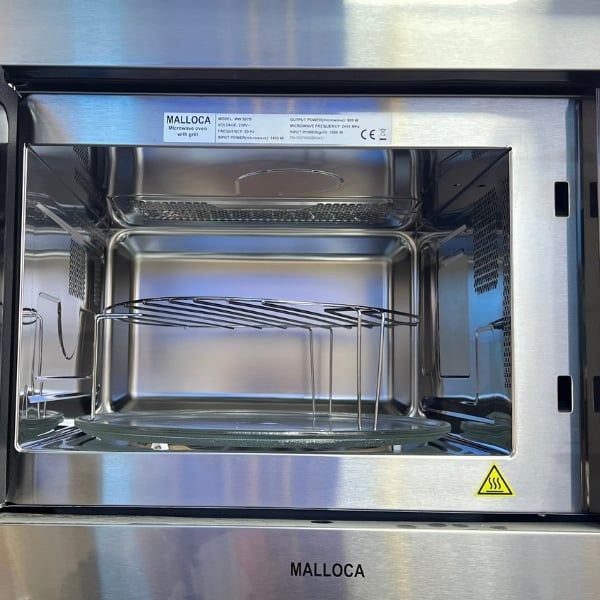 Lò vi sóng Malloca MW 927S