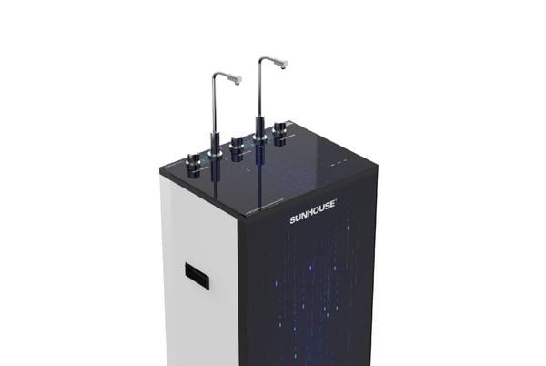 Máy lọc nước RO nóng lạnh Sunhouse SHA76215CK 9 lõi