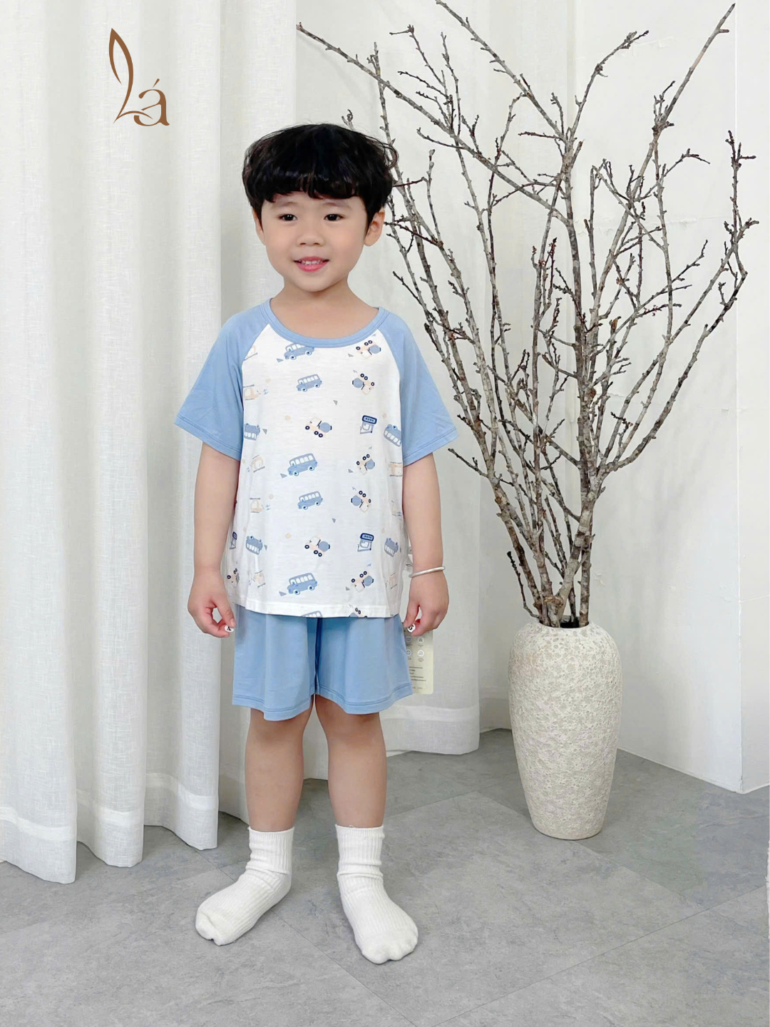  Bộ đùi bé trai 95% sợi sồi Modal Ice Cool Lá Homewear A324, đồ bộ bé trai cộc tay raglan phối hình xe gấu trúc mát 