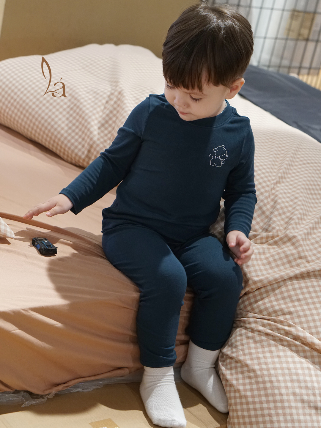  Bộ dài tay cho bé trai Lá Homewear A350, đồ dài mặc ngủ bé trai vải rayon mềm êm co giãn thấm hút 