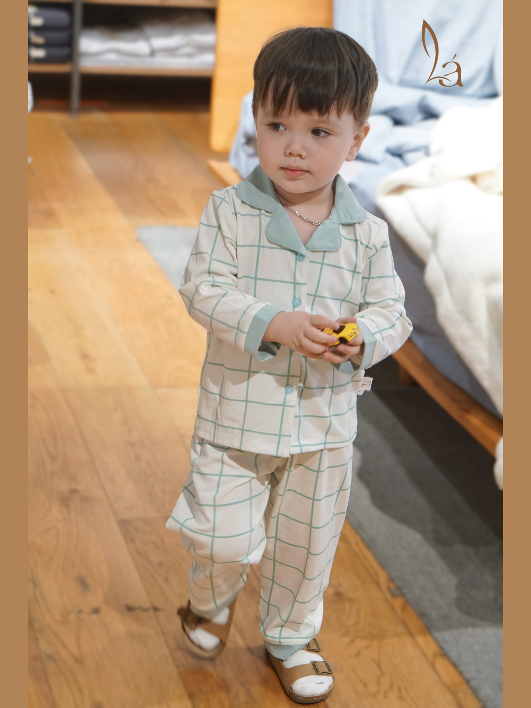  Pijama cho bé Lá Homewear A347, bộ dài tay mặc ngủ bé trai bé gái họa tiết kẻ chấm bi Lyocell Cotton mềm mướt thấm hút 