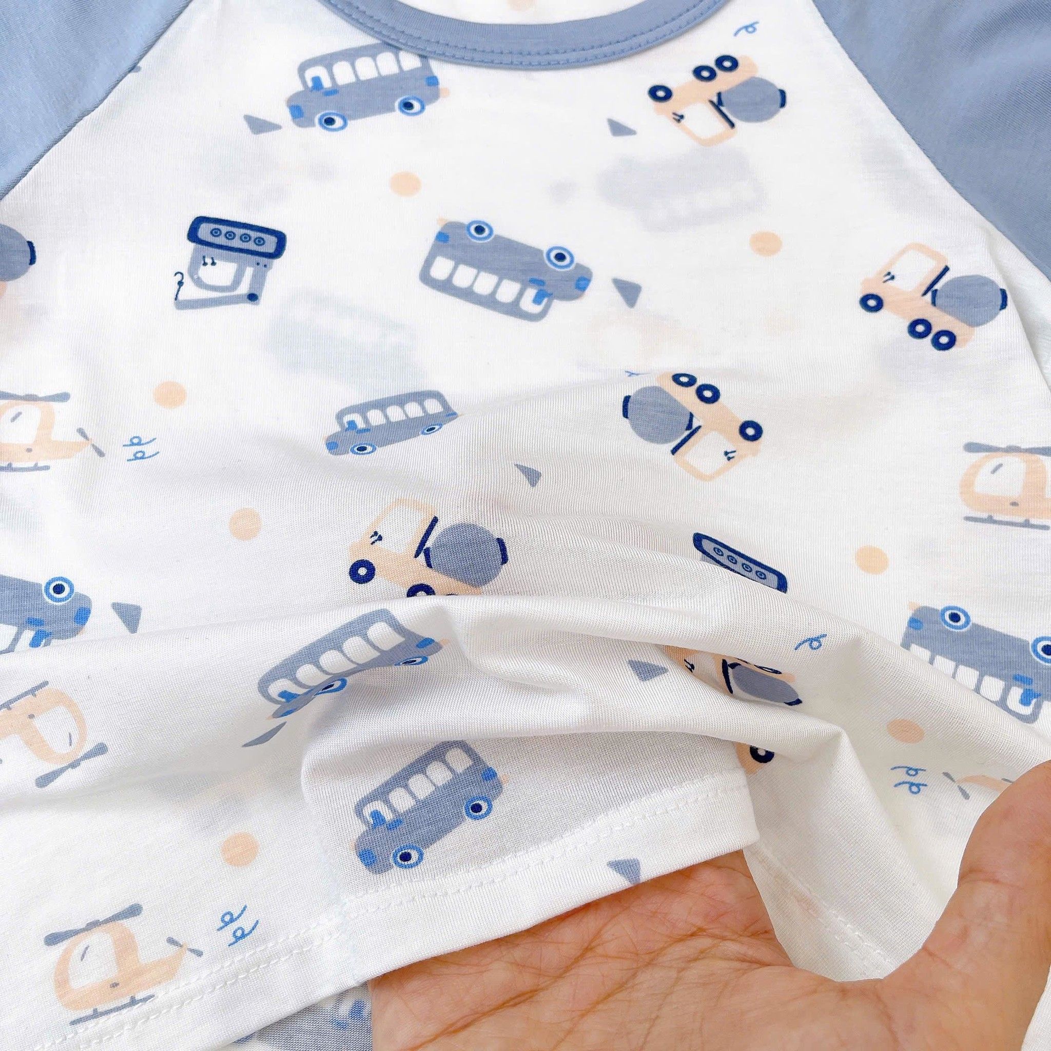  Bộ đùi bé trai 95% sợi sồi Modal Ice Cool Lá Homewear A324, đồ bộ bé trai cộc tay raglan phối hình xe gấu trúc mát 