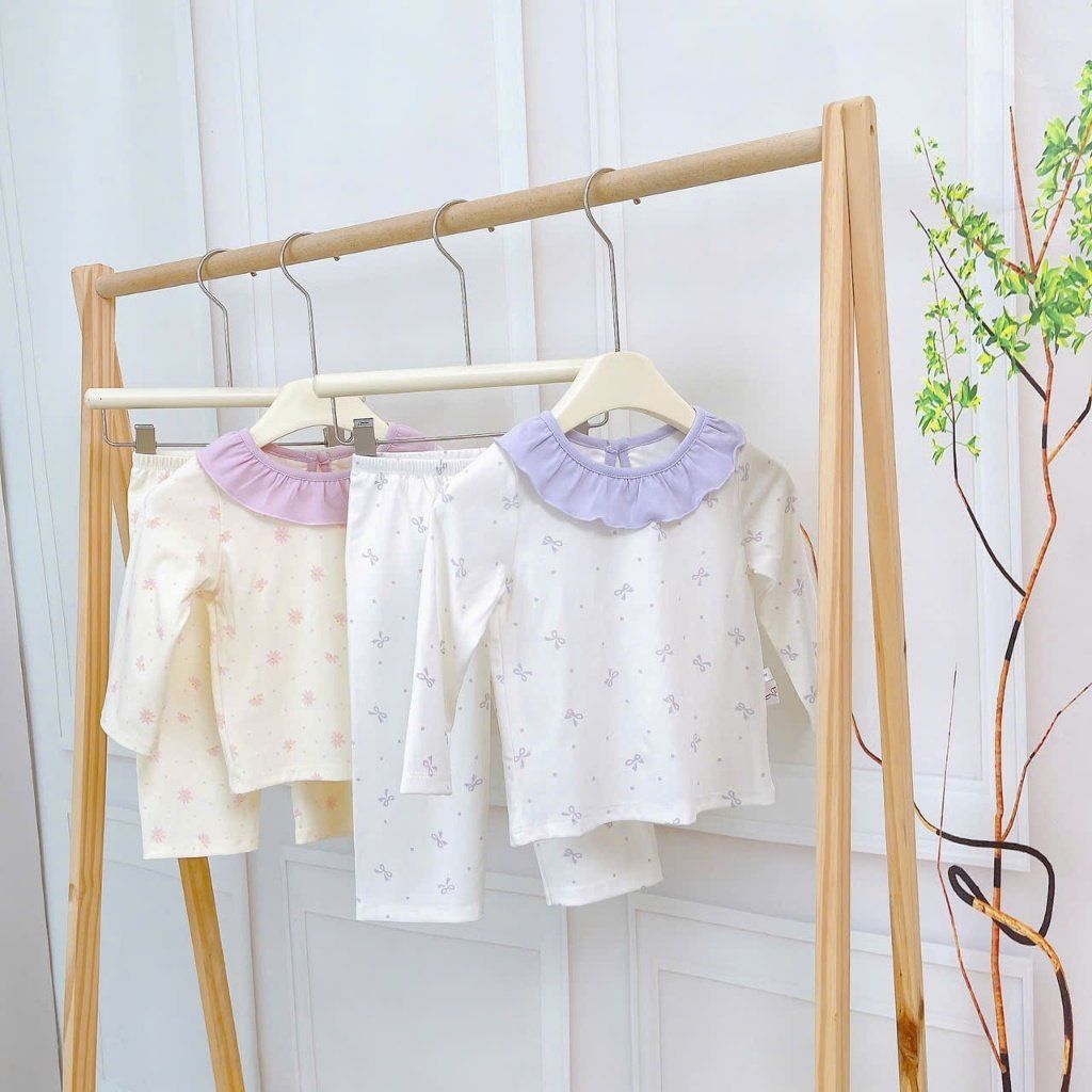  Bộ dài tay bé gái Lá Homewear A348,  đồ dài mặc ngủ cho bé cổ bèo xinh xắn hoa nhí nơ vải Lyocell Cotton mềm mướt 