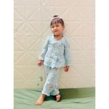  Pijama bé gái xô cotton Lá Homewear A346, bộ dài tay bé gái cổ bèo dễ thương, bộ ngủ mát trẻ em gái 